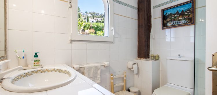 fotografia inmobiliaria en alicante - baño
